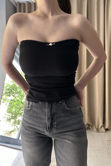 GÜL DETAYLI STRAPLEZ TOP