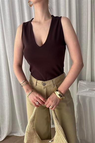 V YAKA KOLSUZ TOP
