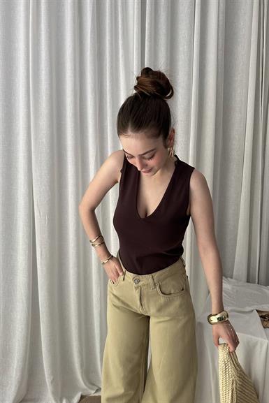 V YAKA KOLSUZ TOP