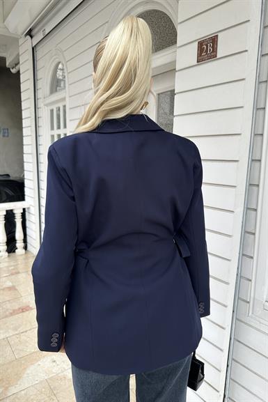 MONO YAKA TEK DÜĞME İKİ YAN BAĞCIK DETAY CEKET