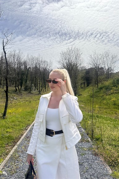 SÜS DİKİŞ DETAYLI CEKET