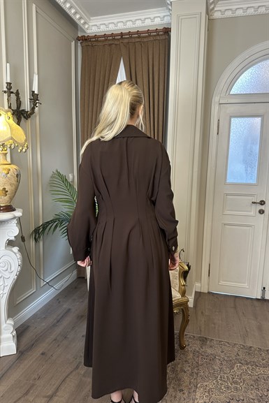 BEL SASON DETAYLI DÜĞMELİ ELBİSE