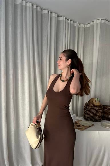 HALTER YAKA MİDİ ELBİSE