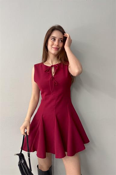 ÖNDEN BAĞCIKLI KLOŞ ELBİSE