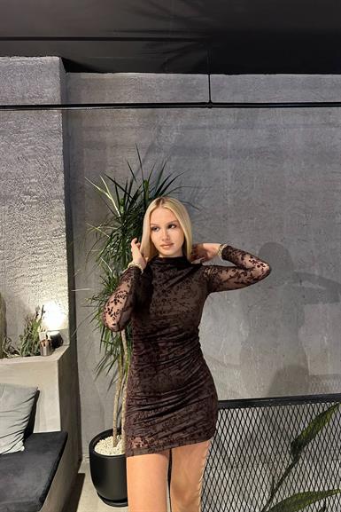 YANI BÜZGÜLÜ DANTELLİ  ELBİSE