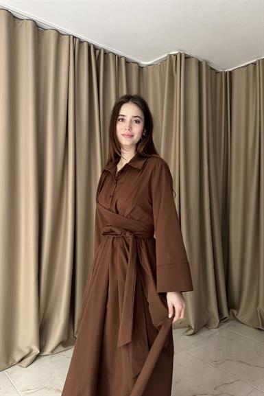 YARIM PATLI BEL BAĞLAMALI ETEĞİ KLOŞ ELBİSE