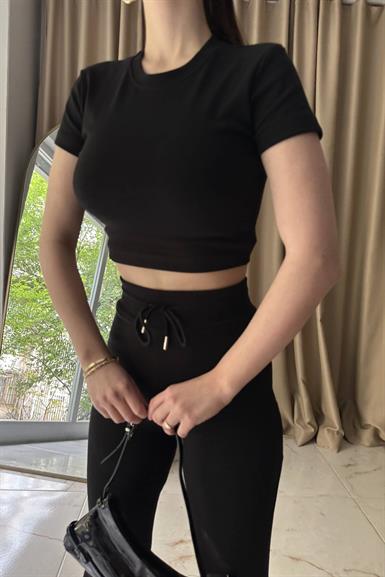 CROP TOP VE PANTOLON TAKIM