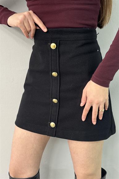 DÜĞME DETAY KISA KAŞE ETEK