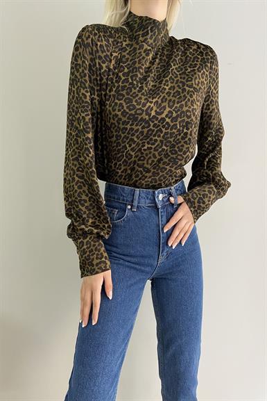 HAKİM YAKA LEOPAR DESEN BLUZ