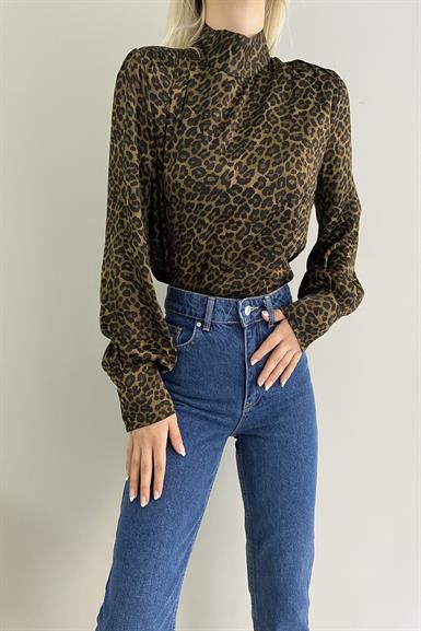 HAKİM YAKA LEOPAR DESEN BLUZ