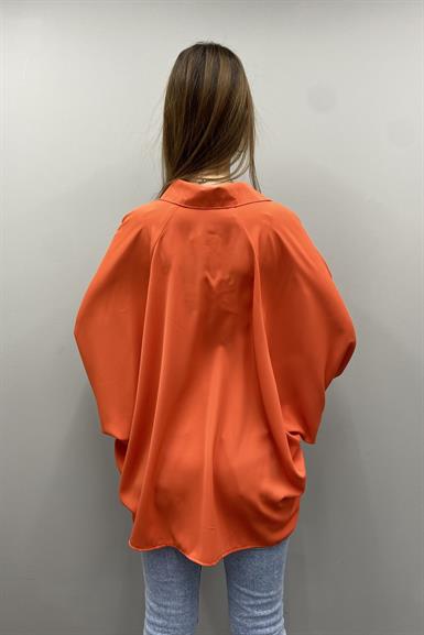 REGLAN KOL KREP ÖN DÜĞMELİ OVERSİZE BLUZ