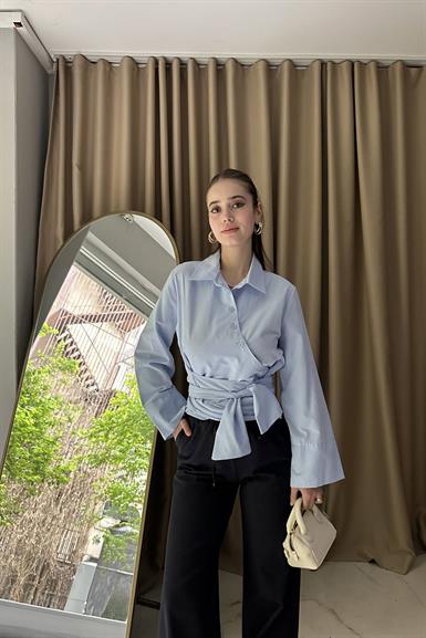 VEREV PATLI BAĞLAMA DETAYLI BLUZ