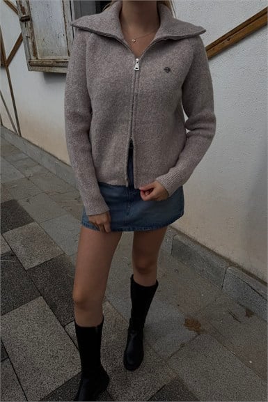 ÇİFT FERMUARLI TRIKO HIRKA