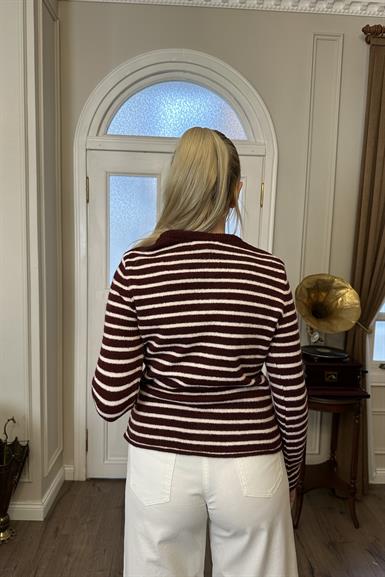ÇİZGİ DETAY TRIKO HIRKA