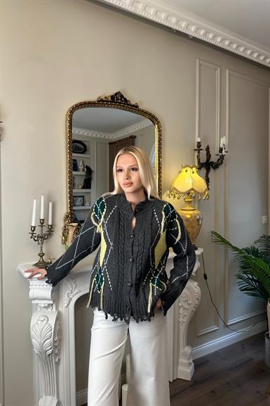 DESENLİ TRIKO HIRKA