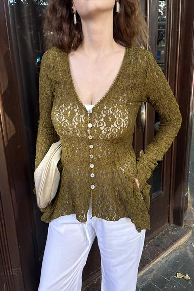 DÜĞMELİ PEPLUM DANTEL HIRKA