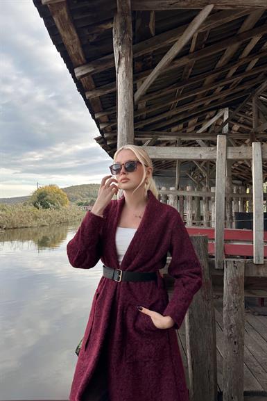 KEMER DETAYLI UZUN YÜN HIRKA