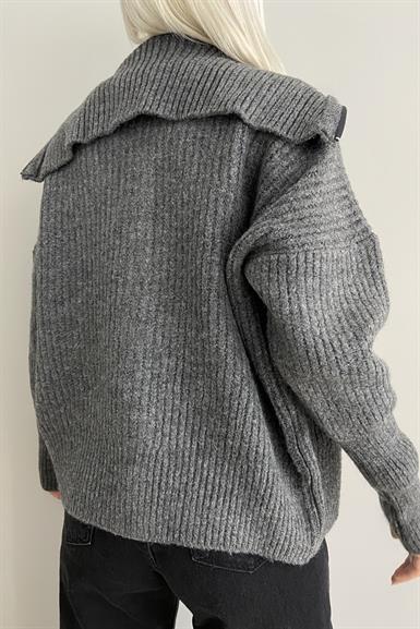 SELANİK ÖRGÜ FERMUARLI HIRKA
