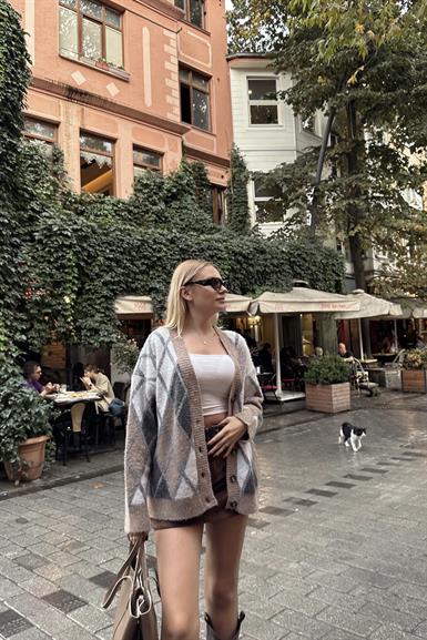 V YAKA BAKLAVA DESEN ŞARDONLU TRIKO HIRKA