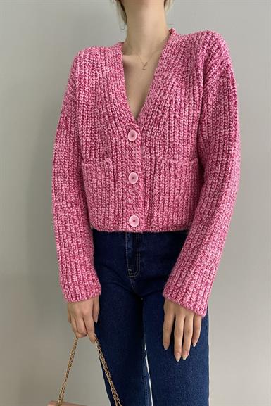 V YAKA CROP HIRKA