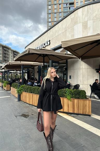 FERMUAR DETAYLI YAKASI KÜRK KISA KABAN