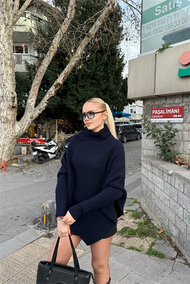 BALIKÇI YAKA ASİMETRİK DETAY TRIKO KAZAK