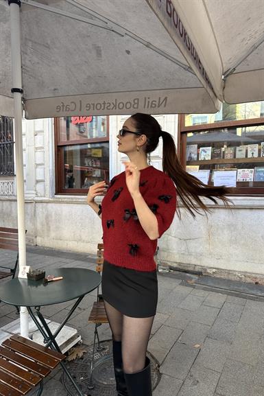 BİSİKLET YAKA FYONK DETAYLI KISA KOLLU TRIKO