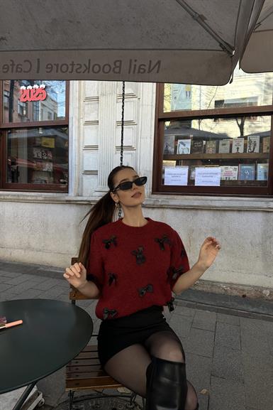 BİSİKLET YAKA FYONK DETAYLI KISA KOLLU TRIKO