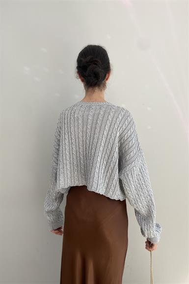 BİSİKLET YAKA SAÇ ÖRGÜLÜ CROP TRIKO