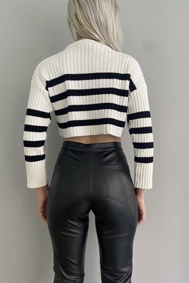 ÇİZGİLİ CROP TRIKO KAZAK