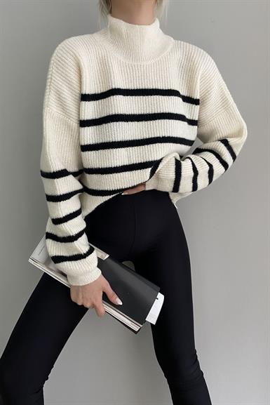 DİK YAKA ÇİZGİLİ CROP KAZAK