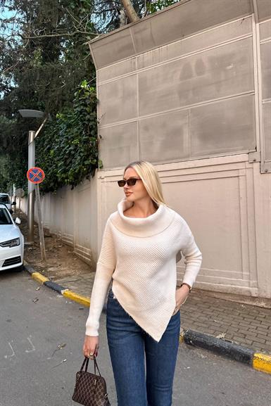 MADONNA YAKA ASİMETRİK TRIKO