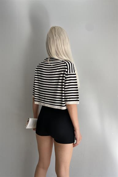 OVERSİZE ÇİZGİ DETAY CROP TRIKO