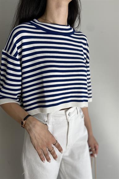 OVERSİZE ÇİZGİ DETAY CROP TRIKO