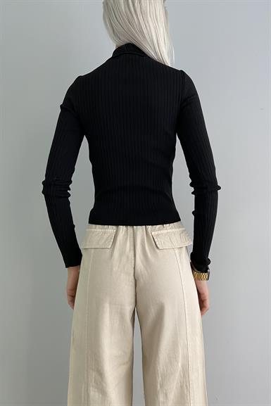 POLO YAKA FERMUARLI TRIKO
