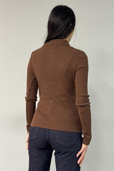 POLO YAKA FİTİLLİ TRIKO KAZAK