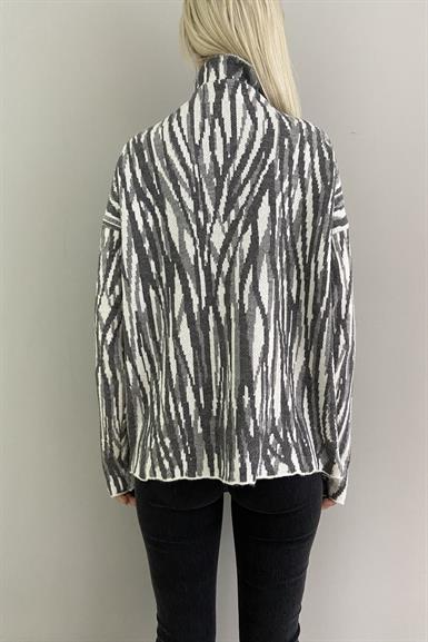 ZEBRA DESEN TRIKO