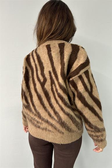 ZEBRA DESEN TRIKO KAZAK
