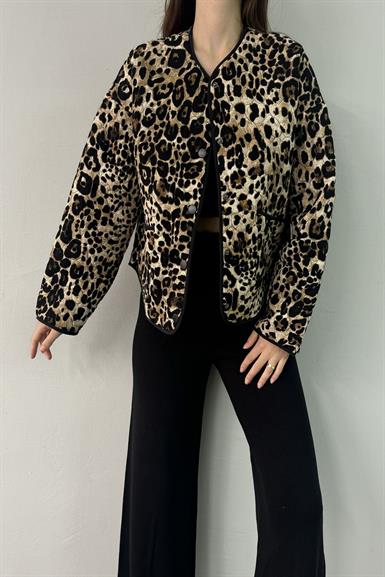 LEOPAR DESEN KALP İŞLEMELİ KAPITONE MONT