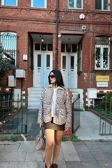 LEOPAR DESEN KAPİTONE CEKET