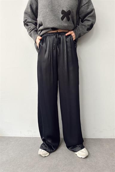 BEL LASTİK DETAY SATEN PANTOLON