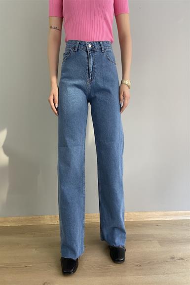 BOL PAÇA KESİK PANTALON
