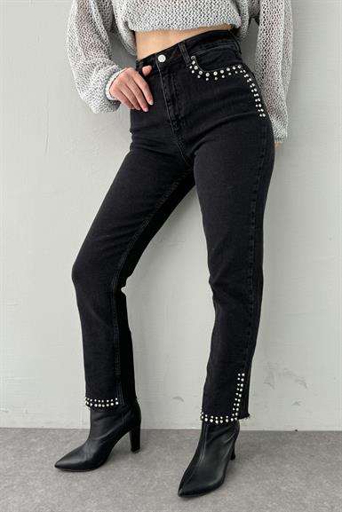 CEPLERİ VE PAÇALARI TAŞLI MOM FİT KOT PANTOLON