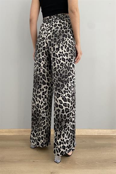 GRİ LEOPAR DESENLİ SATEN PANTOLON