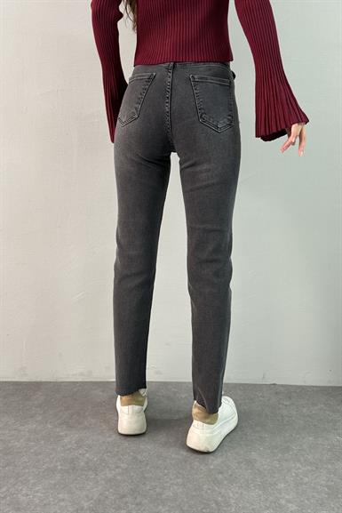 KEMERLİ PAÇA UCU KESİK PANTOLON