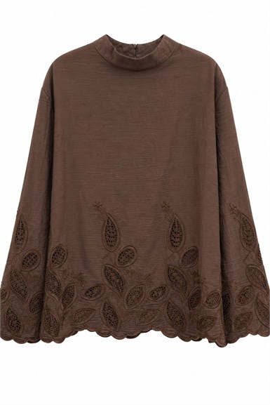 ETEĞİ BRODE İŞLEMELİ BLUZ PANTOLON TAKIM