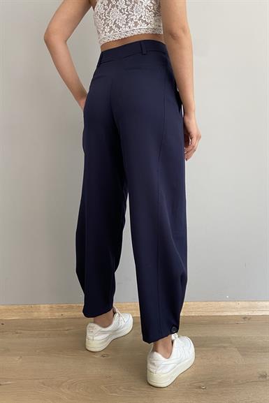 PAÇA DÜĞME VE PİLE DETAY PANTOLON