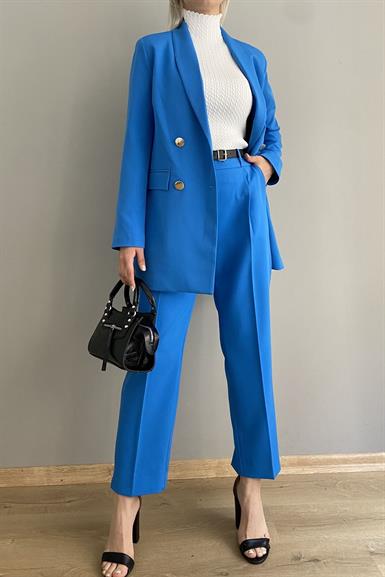 PAÇA YIRTMAÇLI KEMERLİ PANTALON