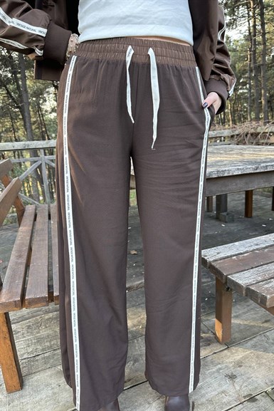 ŞERİT DETAYLI PANTOLON (TAKIM DEĞİLDİR)