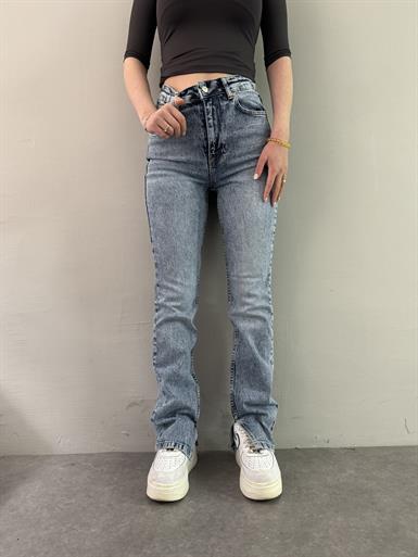 YIRTMAÇLI LİKRA BORU PAÇA PANTALON